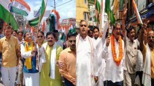 bjp-and-congress-rally_1660118296