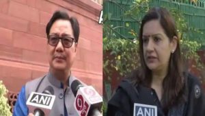 priyanka_chaturvedi_and_kiren_rijiju_1660290318