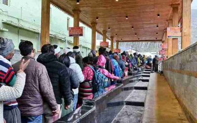 टोकन व्यवस्था के जरिए बाबा के दर्शन से श्रद्धालु संतुष्ट
