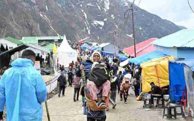 एक महीने में श्री केदारनाथ धाम यात्रा में लगभग 200 करोङ का कारोबार