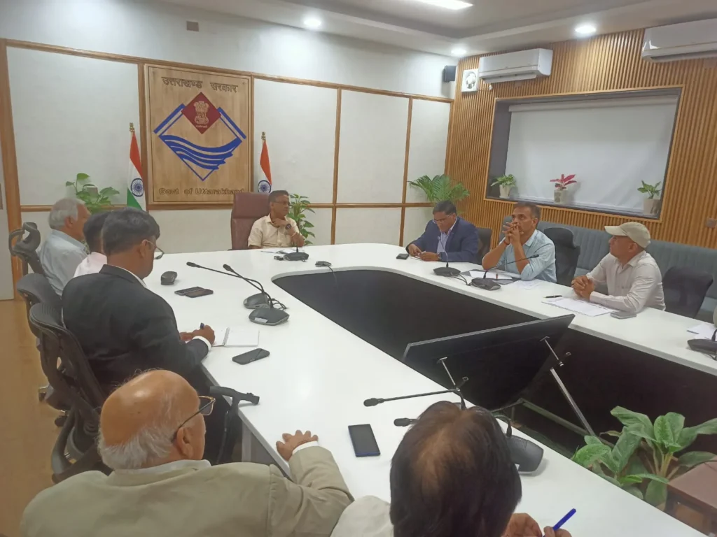 श्रमिक हितों के संरक्षण एवं औद्योगिक शांति बनाए रखने के निर्देश