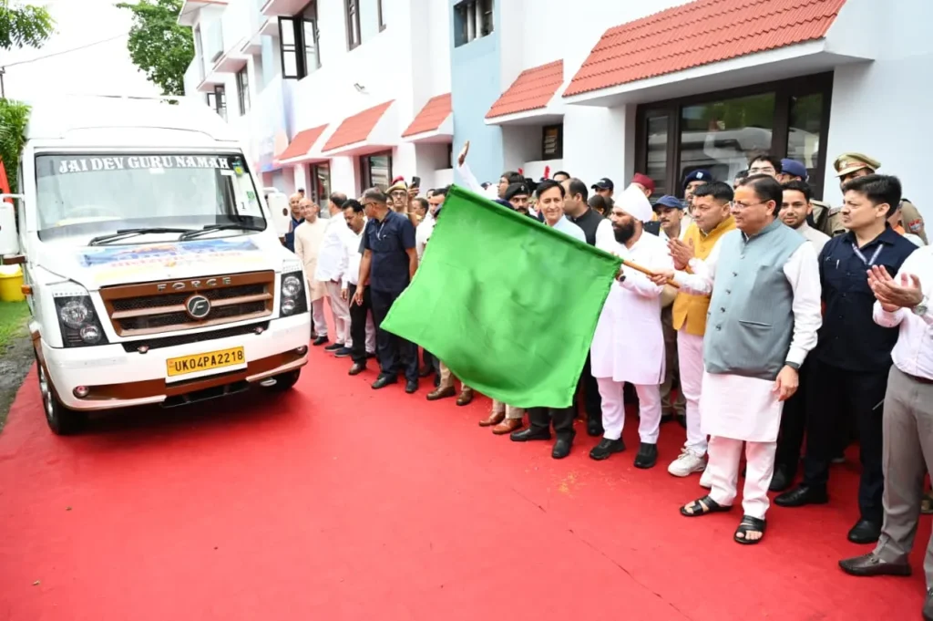 टनकपुर से कैलाश मानसरोवर यात्रा का शुभारंभ, मुख्यमंत्री धामी ने पहले दल को दिखाई हरी झंडी